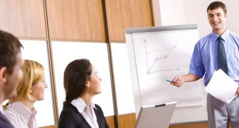 Muchas reuniones de trabajo, pero inútiles