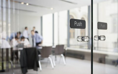 El cambio de modelo socioeconómico en España  exige un plan concreto y esfuerzos de todos