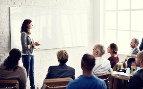 Coaching como herramienta de desarrollo de personas y equipos