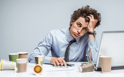 Desmotivación laboral, causas y soluciones